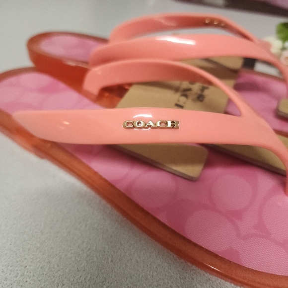 NWT Coach Sandals - Picture 4 of 7